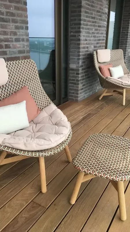 dedon-mbrace-loungestoel-voetenbank-teak-vlechtwerk-de-boomgaard